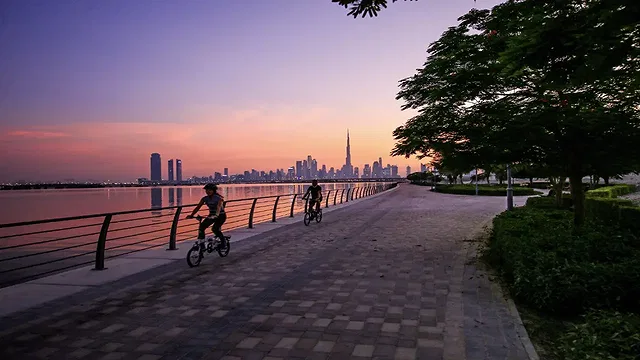 Al Jaddaf Walk