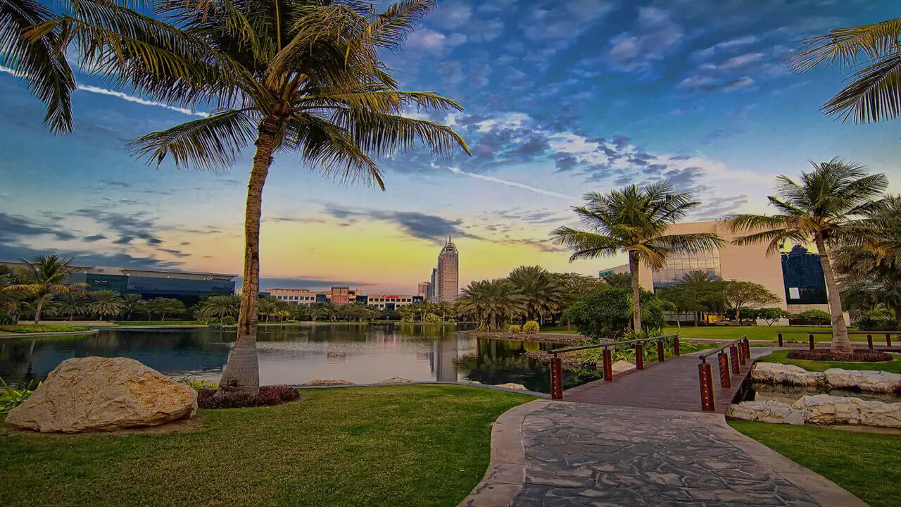 Dubai Internet City Lake