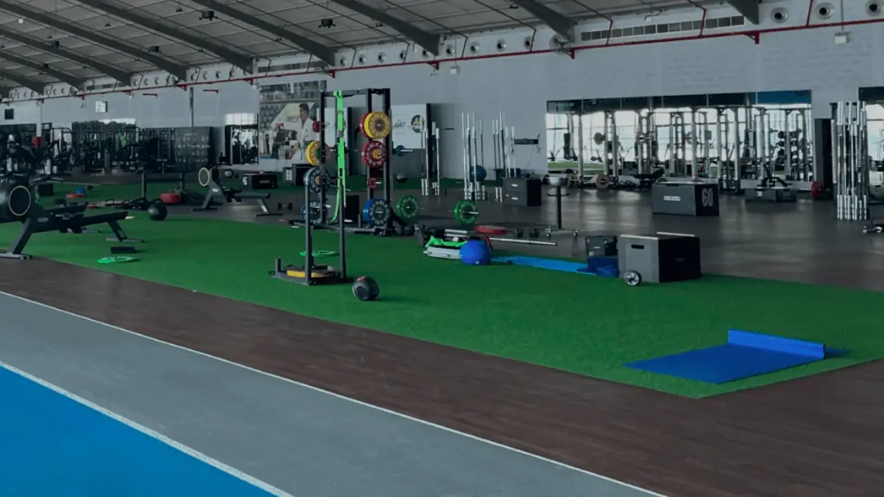 Тренажерные залы в Мине Рашид