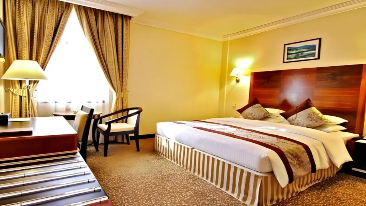 فنادق في مجمع مجان