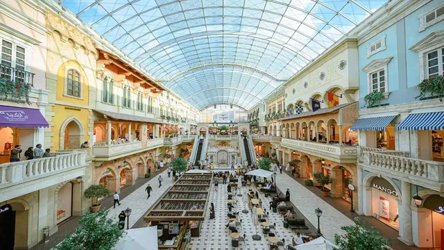 Mercato Shopping