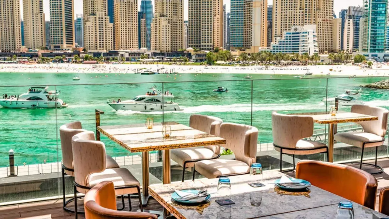 Рестораны на острове Bluewaters