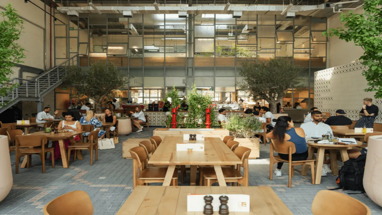Restaurants and Cafés in City of Arabia 