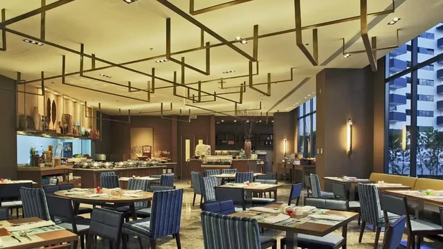 Restaurants in Mina Rashid