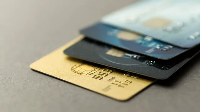 بطاقات الائتمان في الإمارات العربية المتحدة