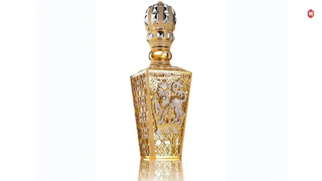 Clive Christian No.1 Passant Guardant