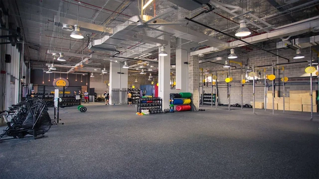 CrossFit - Al Zeina Complex