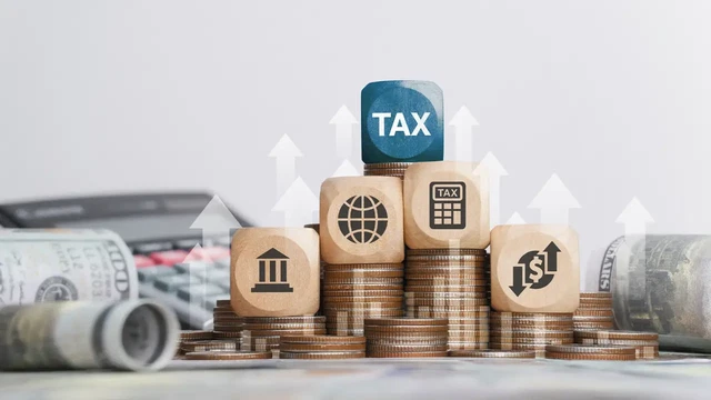 Dubai vs. Singapore Tax
