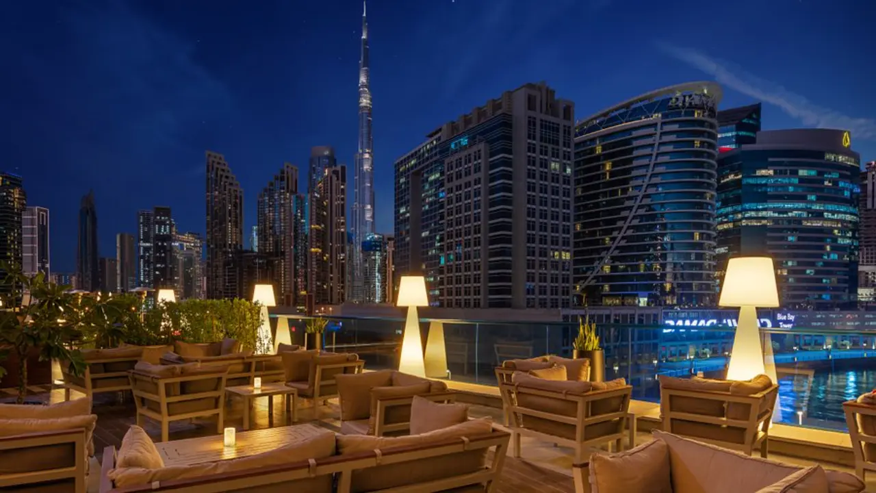 FireLake Grill House Restaurant & Bar