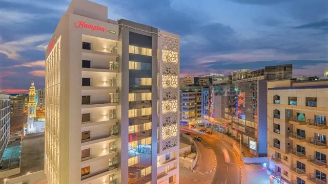 Hampton by Hilton