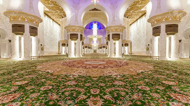Inside Sheikh Zayed Mosque