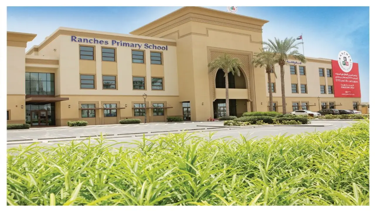 Начальная школа Ranches