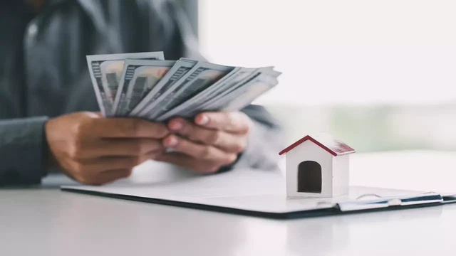 كم يبلغ دخل وكلاء العقارات في دبي