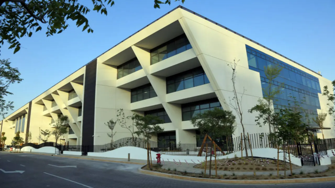 Королевская гимназия 