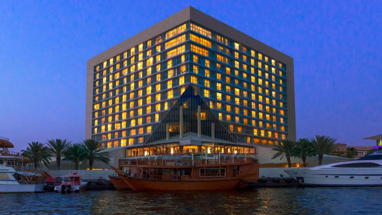 Sheraton Dubai Creek Hotel & Towers