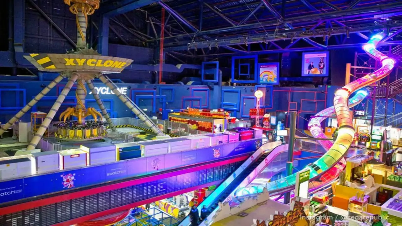 VR بارك دبي مول