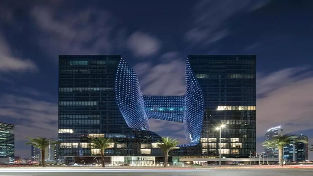 Отель Me Dubai