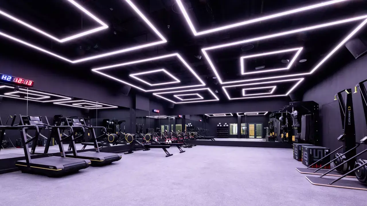 صالة الألعاب الرياضية 