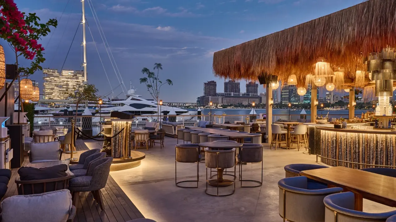 مطعم بار دو بورت دبي