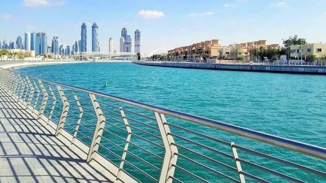 The Dubai Canal Walk