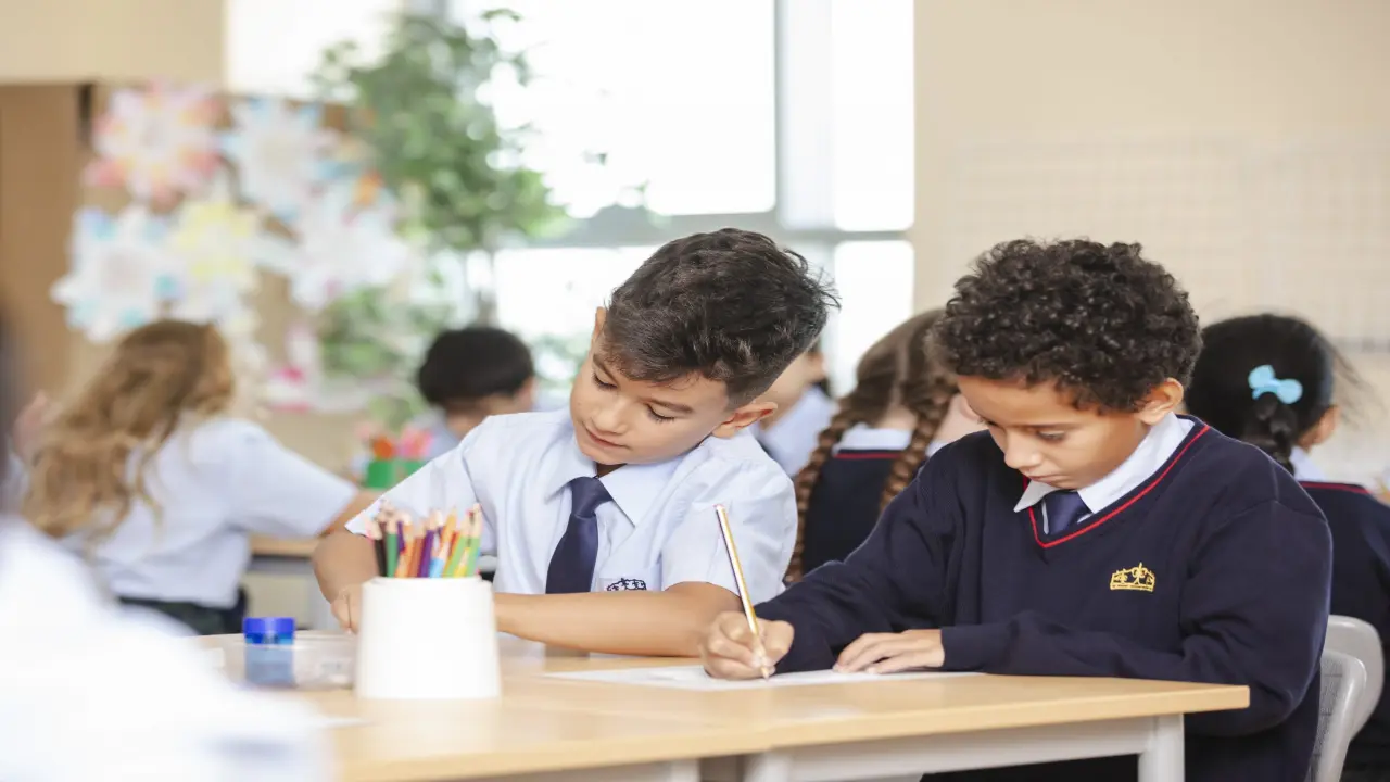 Лучшие школы в Аль-Барше