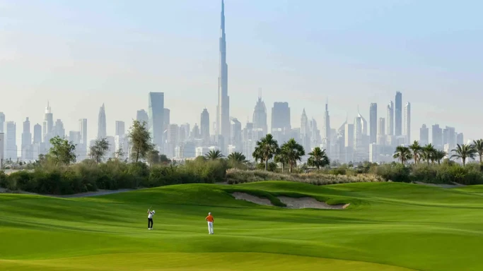Жизнь на поле для гольфа в комплексе Dubai Hills Estate