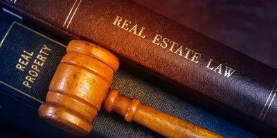 قوانين وأنظمة العقارات في دبي
