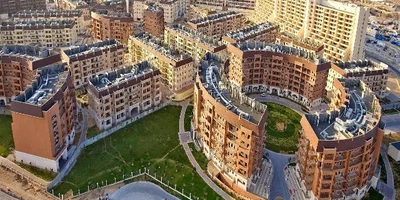 Pros and Cons of Living in Dubai Motor City