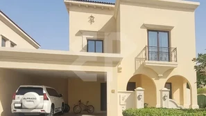Villa for Sale in Lila