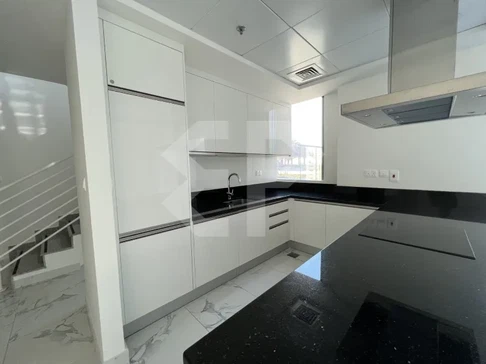 Spacious  Loft Apartment in Meera, Al Habtoor City gallery 8