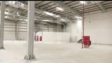 مستودع للإيجار في القوز