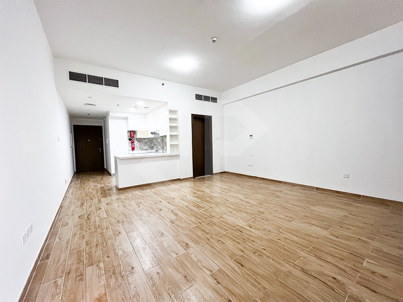 Well-Designed Studio Apartment in MD 63 Residence, International City gallery 2