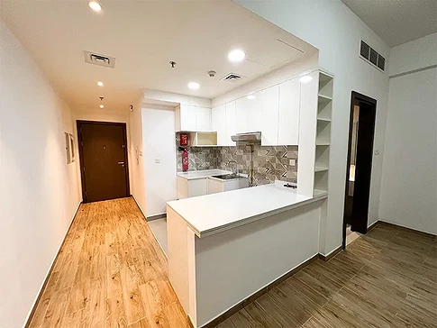 Well-Designed Studio Apartment in MD 63 Residence, International City gallery 1