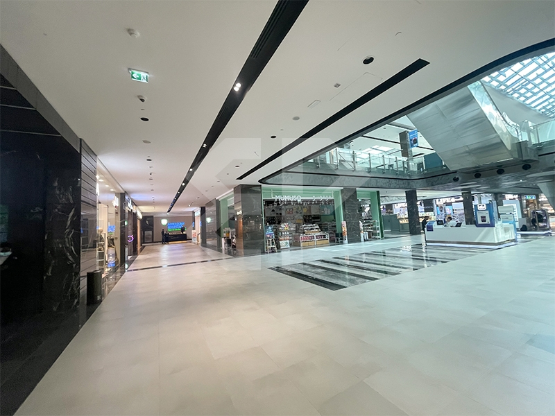 Huge Retail Shop in Avenue Mall, Nadd Al Sheba gallery 1