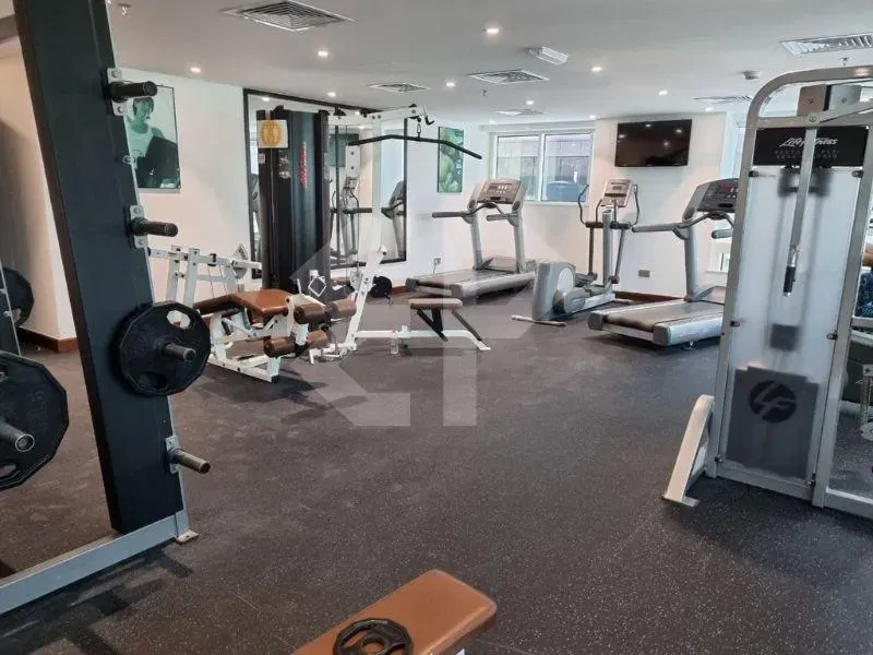 شقة حديثة وواسعة في برج جيه ون أ، الخليج التجاري معرض 10