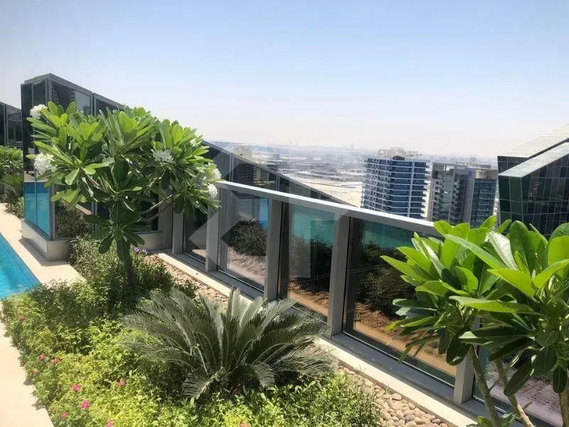 شقة حديثة وواسعة في برج جيه ون أ، الخليج التجاري معرض 13