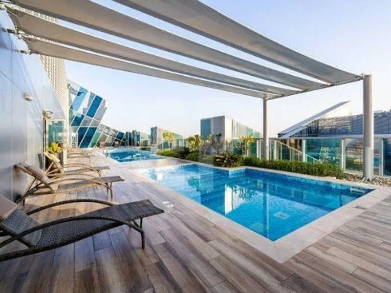 شقة حديثة وواسعة في برج جيه ون أ، الخليج التجاري معرض 14