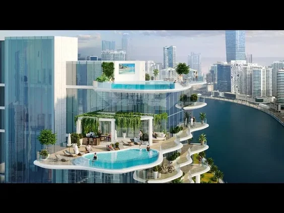 Waterfront Chic Tower Apartment in Business Bay