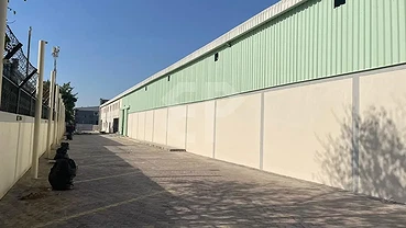 Warehouse for Rent in Al Quoz