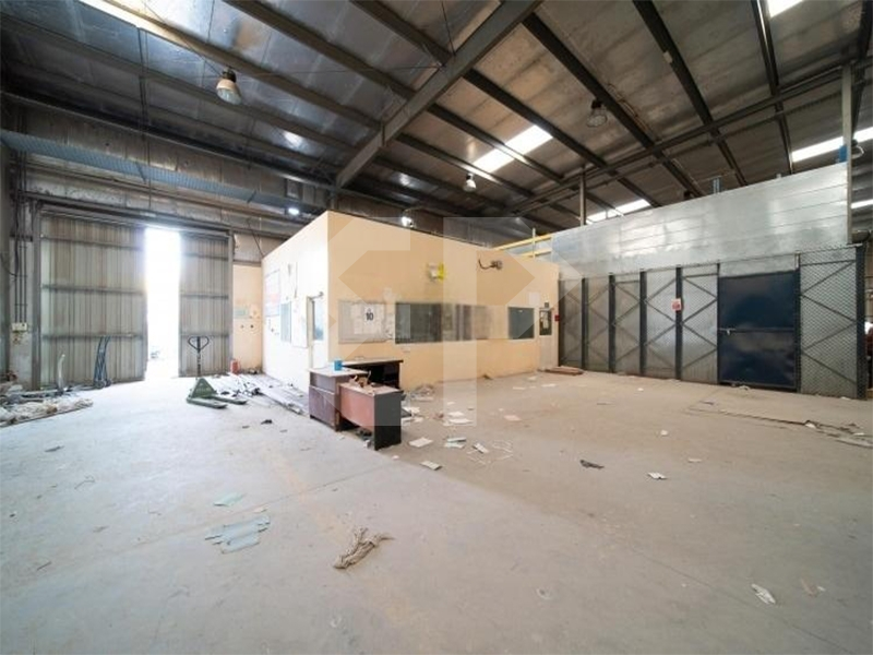 Warehouse on Prime Location in Al Quoz Industrial Area 3, Dubai gallery 1