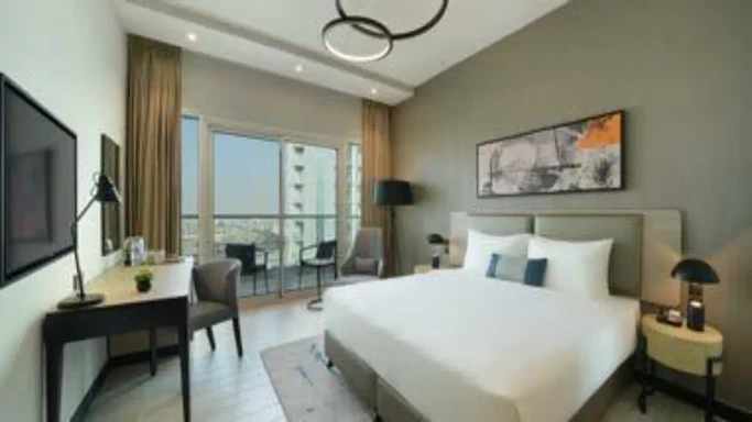 Edge by Rotana Hotel Rooms gallery 9
