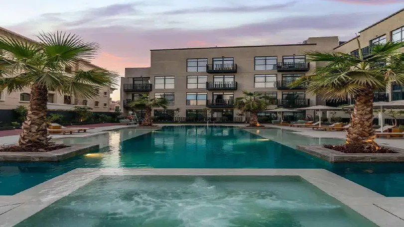 Beverly Boulevard by HMB Homes gallery 4