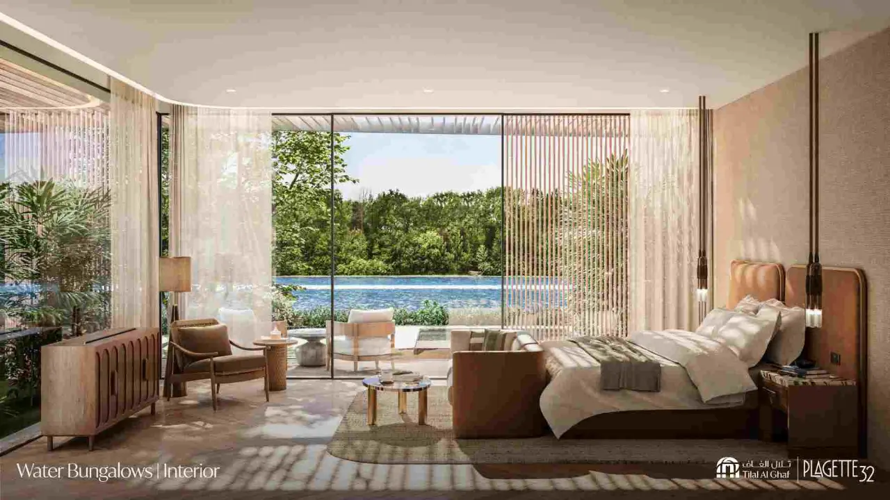 Plagette 32 от Маджида Аль Футтаима галерея 6