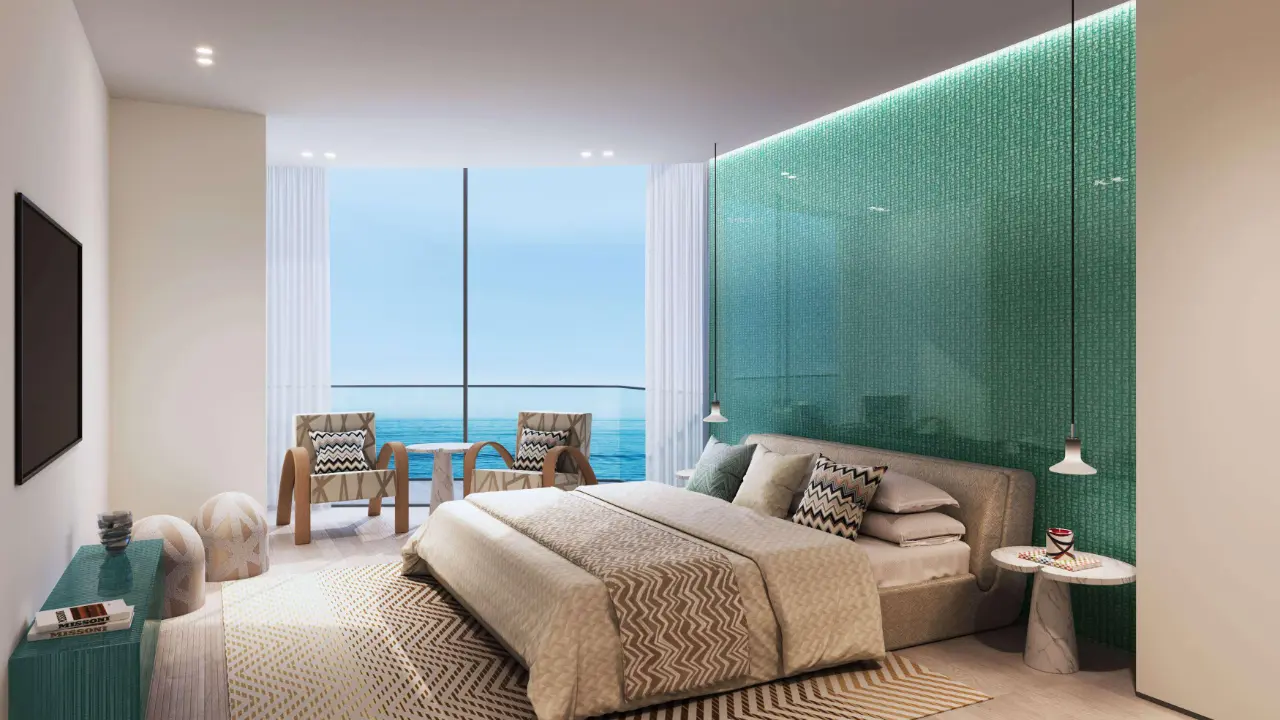 تريو آيل من أوكتا بروبرتيز معرض 3