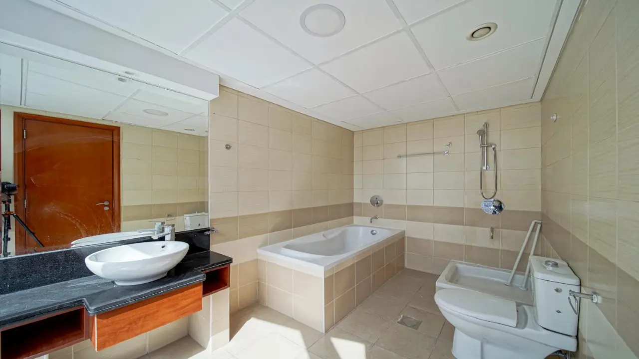 Zabeel View 2-Bedroom Vacant Apartment for Rent in Park Towers, DIFC gallery 7