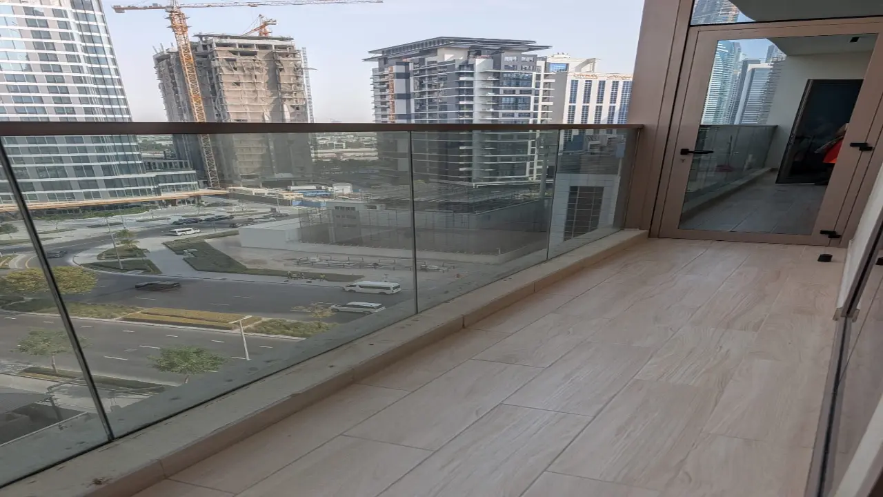 Canal View 2-Bedroom Furnished Apartment for Rent in Canal Bay, Business Bay gallery 6