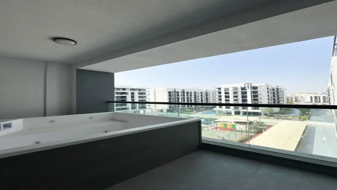 High Floor 2-Bedroom Ready Apartment for Sale in Petalz 2, International City gallery 4