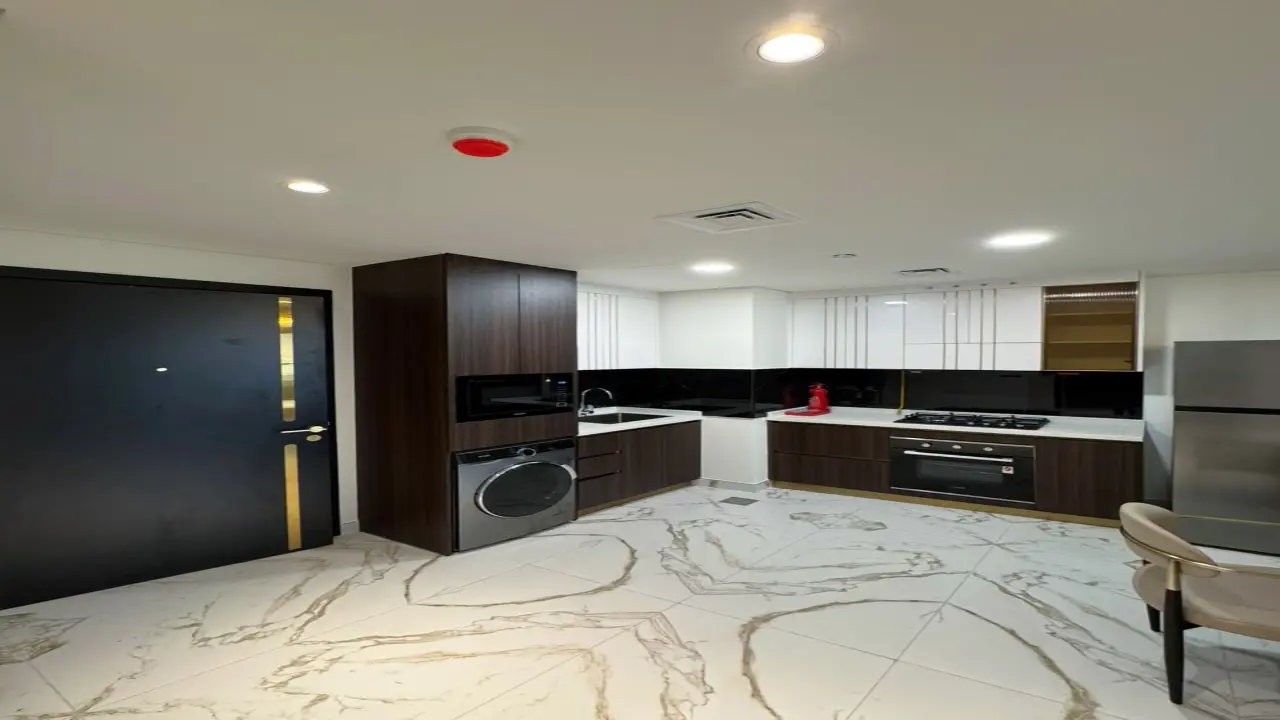 High Floor 2-Bedroom Ready Apartment for Sale in Petalz 2, International City gallery 2