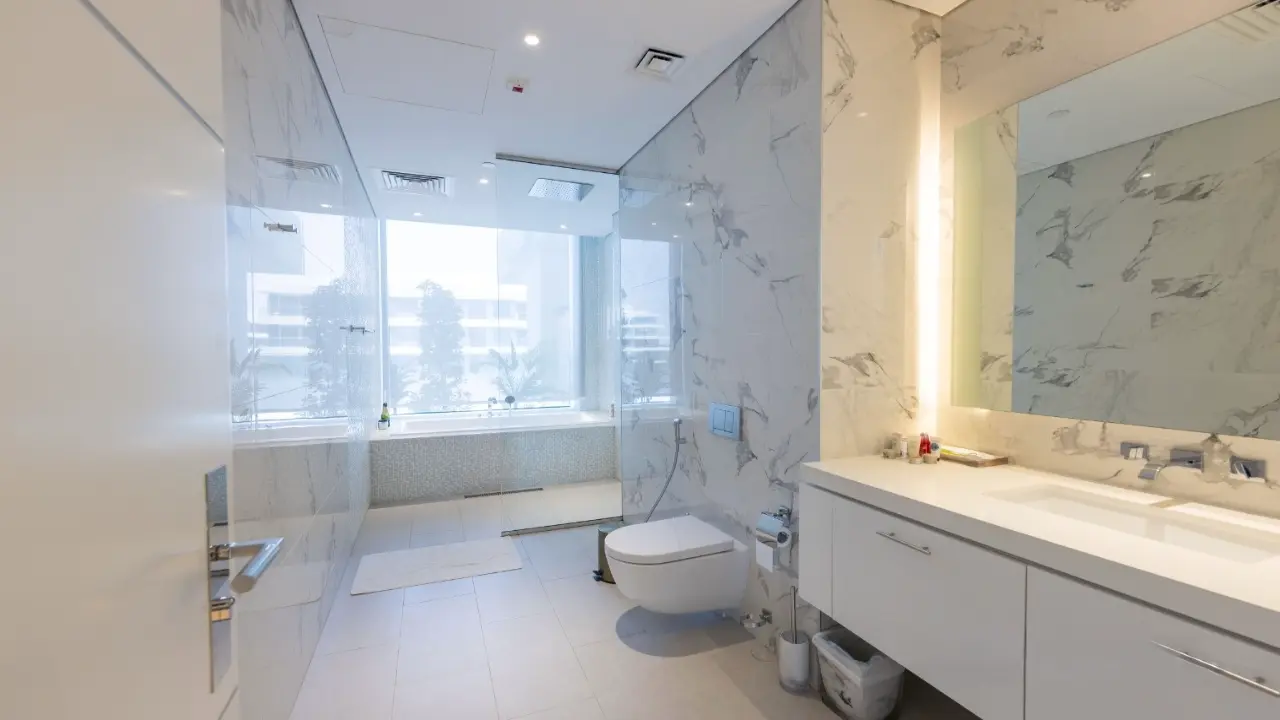 شقة فاخرة واسعة بغرفة نوم واحدة للإيجار في البراري، دبي معرض 13