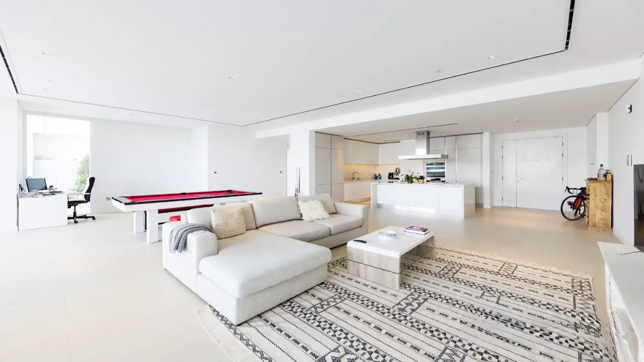 شقة فاخرة واسعة بغرفة نوم واحدة للإيجار في البراري، دبي معرض 4